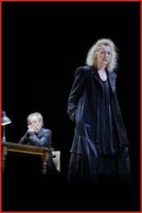 Affiche du spectacle "Hécube, pas Hécube" au 13e Art